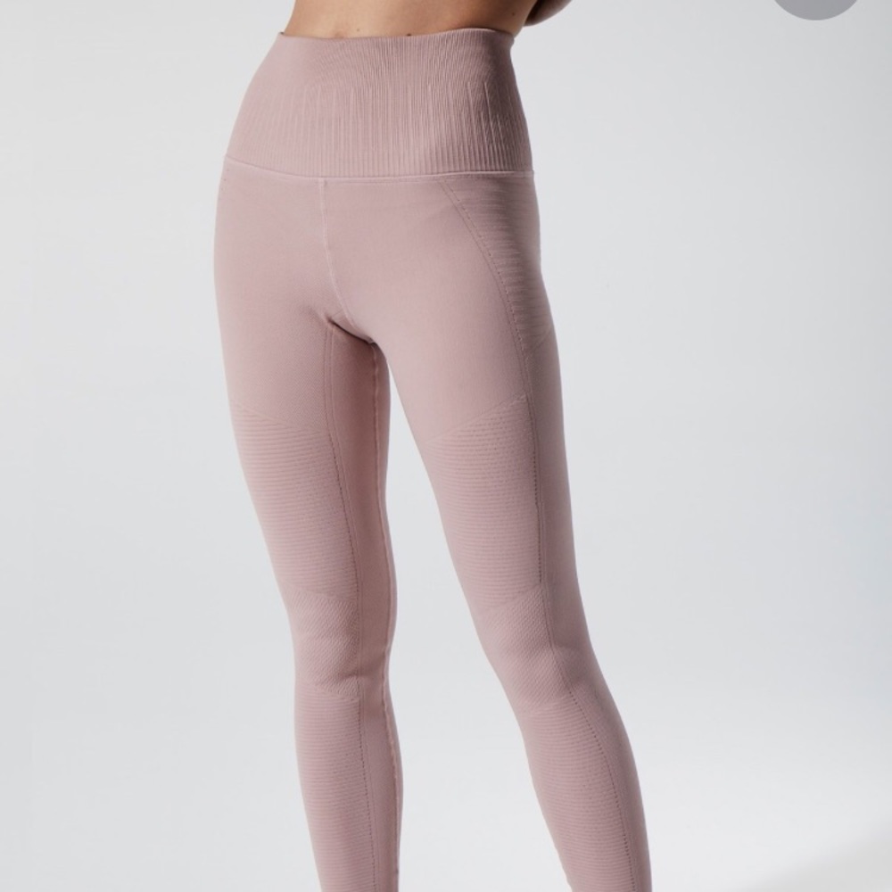 Avocado Phoenix Fire Leggings - Picture 3 of 4